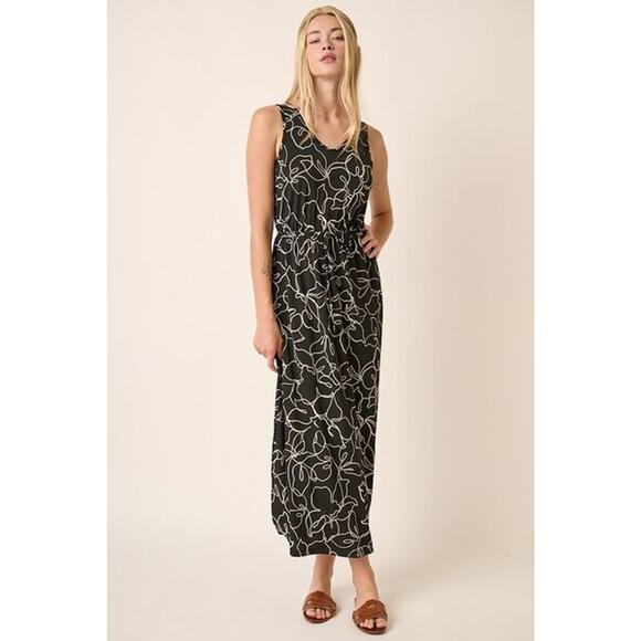 Mittoshop Side Slit Flower Print V-Neck Side Slit Sleeveless Maxi Dress | Black - Picture 3 of 7